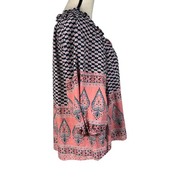 C&C California Small Top Linen Blend Oversized Geometric Balloon Sleeves Keyhole - Picture 4 of 9